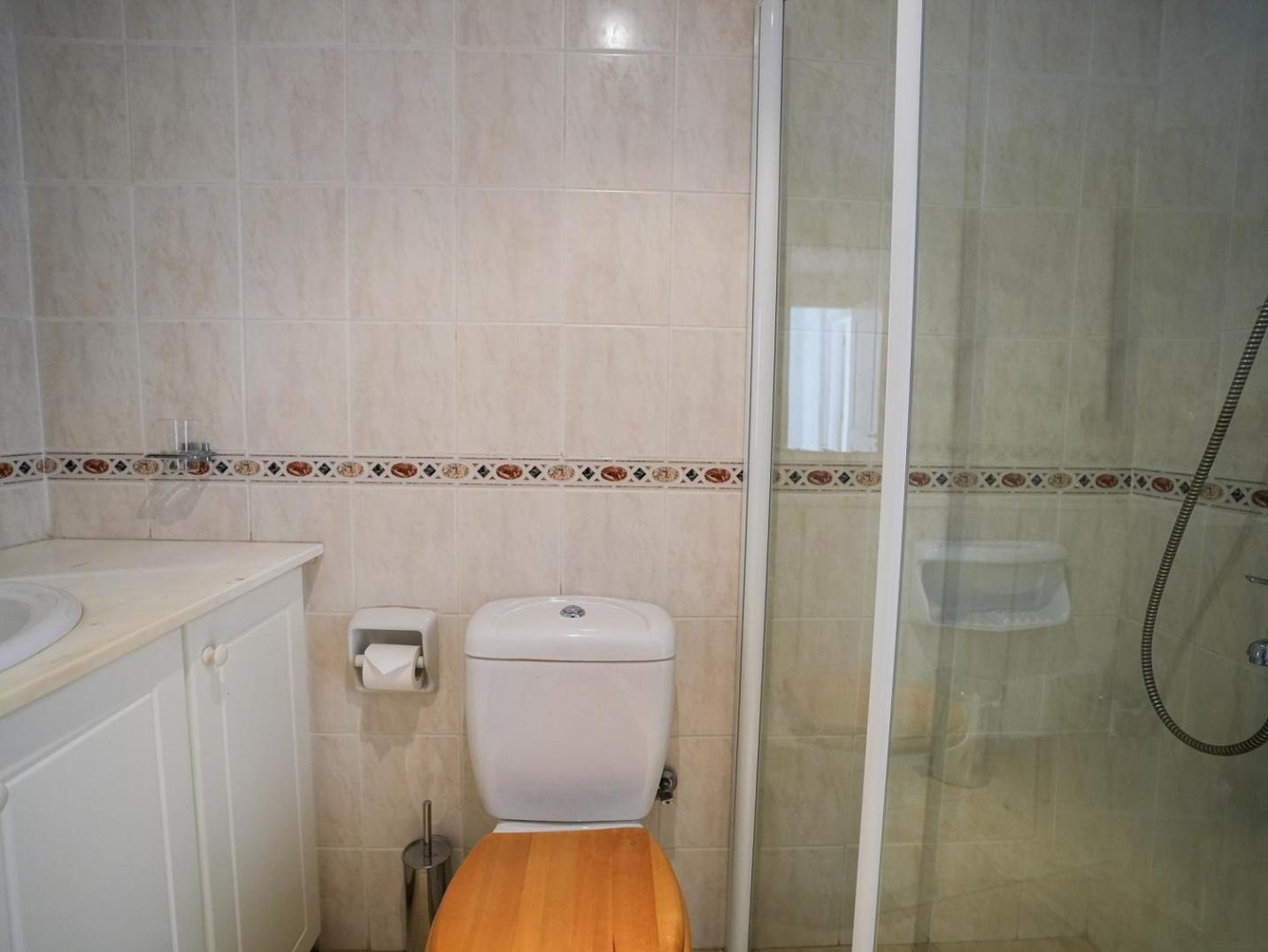 Resitour - Regina Gardens Apartment Paphos Exterior photo